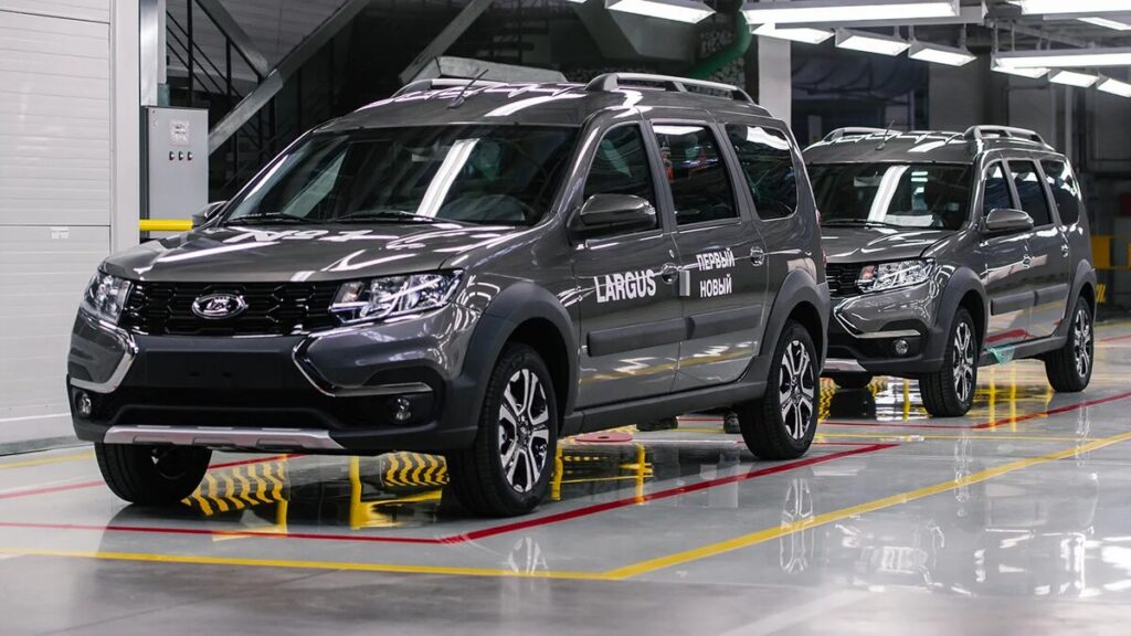 АвтоВАЗ проверит информацию о массовых дефектах LADA Largus. В чем суть